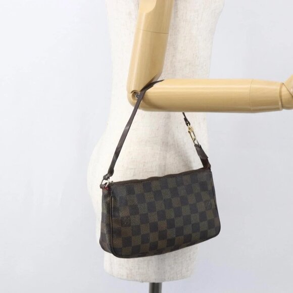 LOUIS VUITTON Damier Ebene Pochette Accessoires Pouch